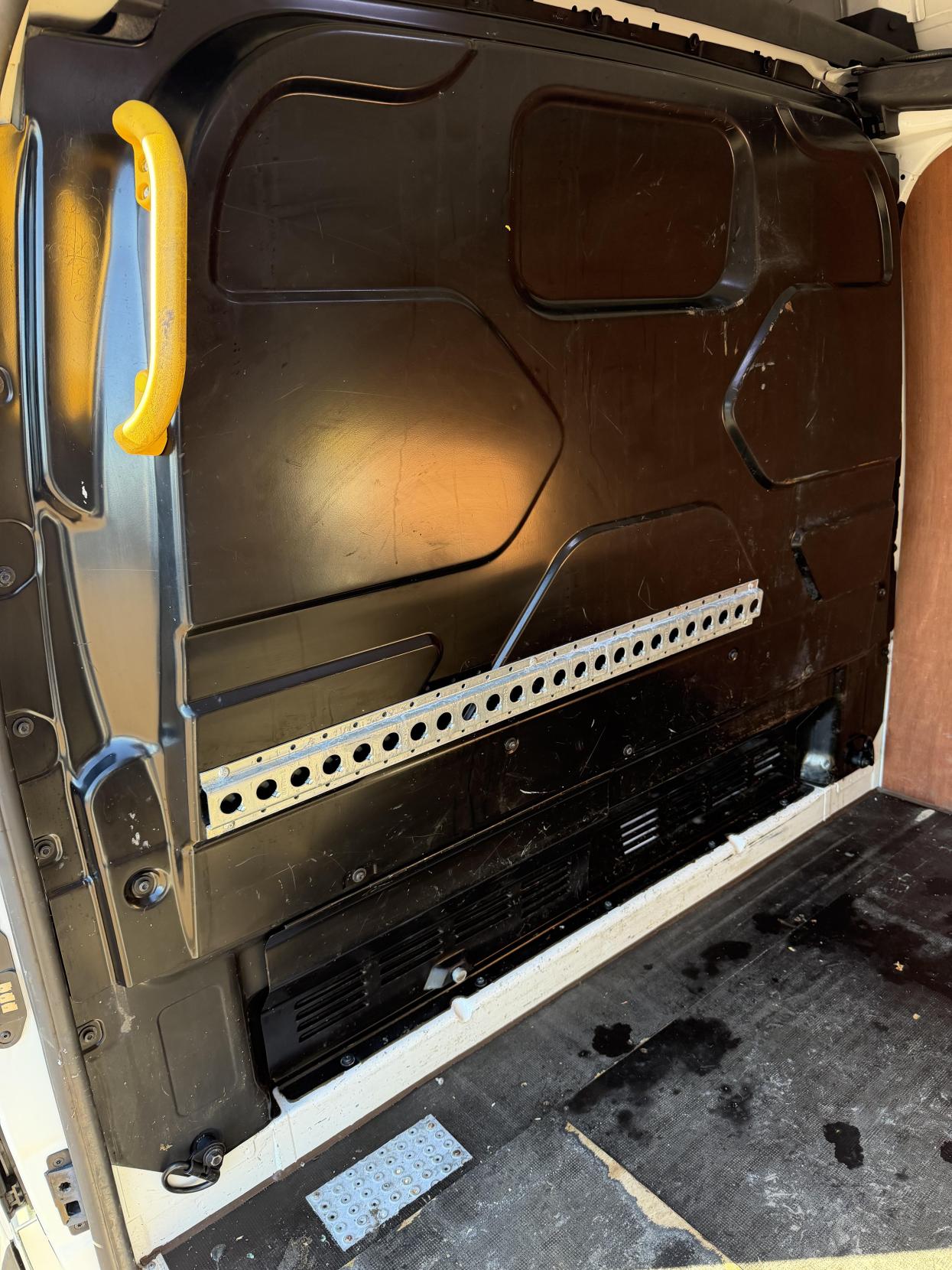 Used Ford Transit Custom 2015 for sale - 76660599: Photo 31