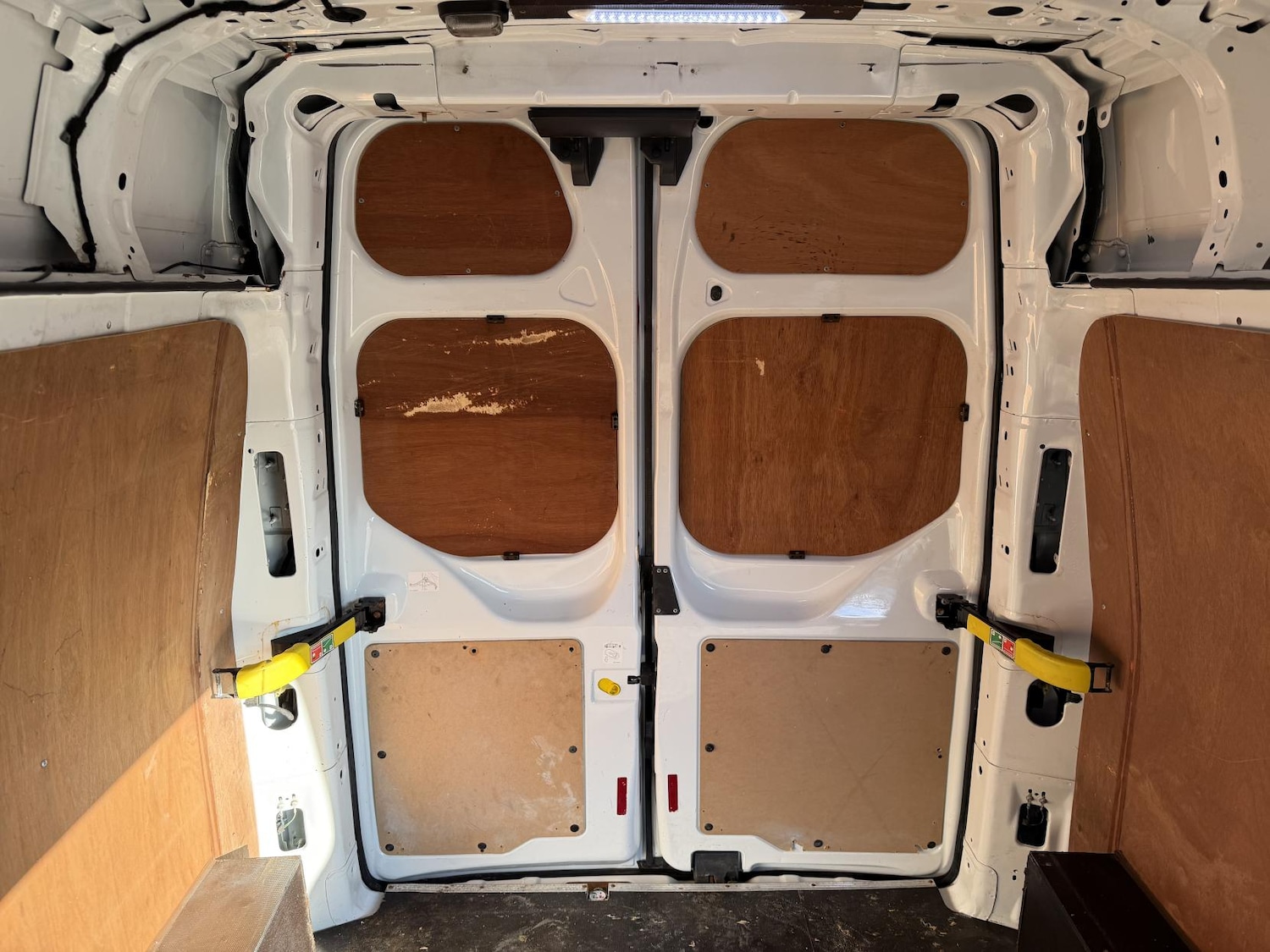 Used Ford Transit Custom 2015 for sale - 76660599: Photo 35