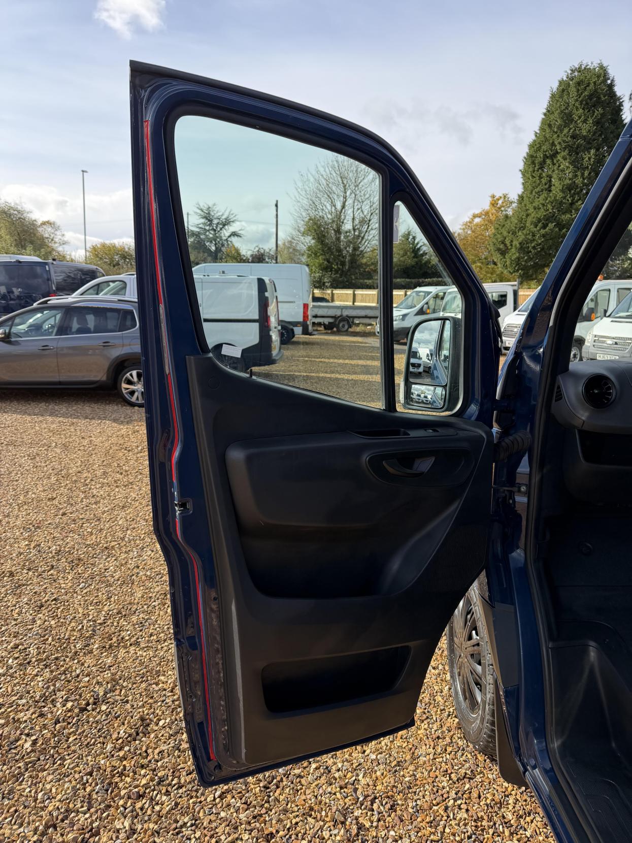 Used Mercedes-Benz Sprinter 2018 for sale - 76380405: Photo 10