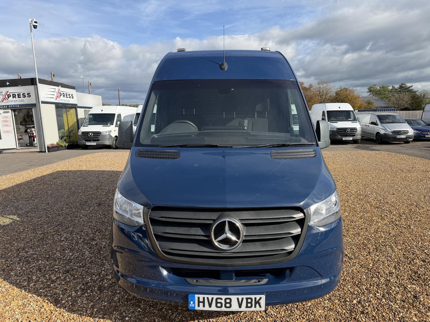 Used Mercedes-Benz Sprinter 2018 for sale - 76380405: Photo 2