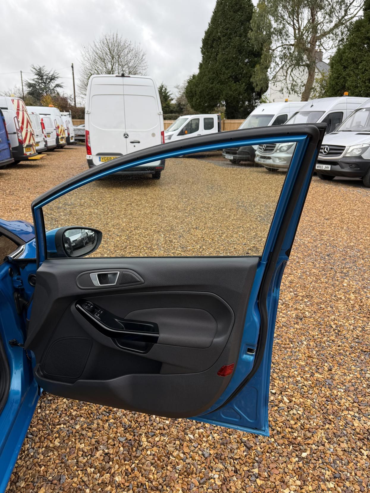 Used Ford Fiesta 2015 for sale - 76526558: Photo 13