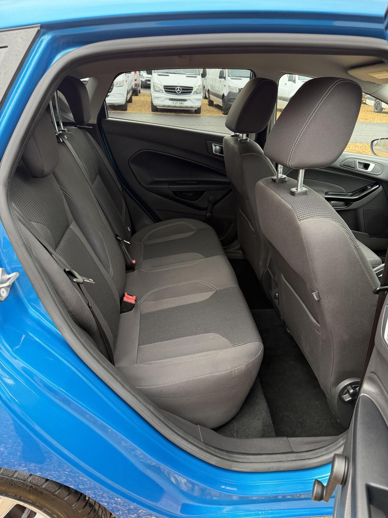 Used Ford Fiesta 2015 for sale - 76526558: Photo 15