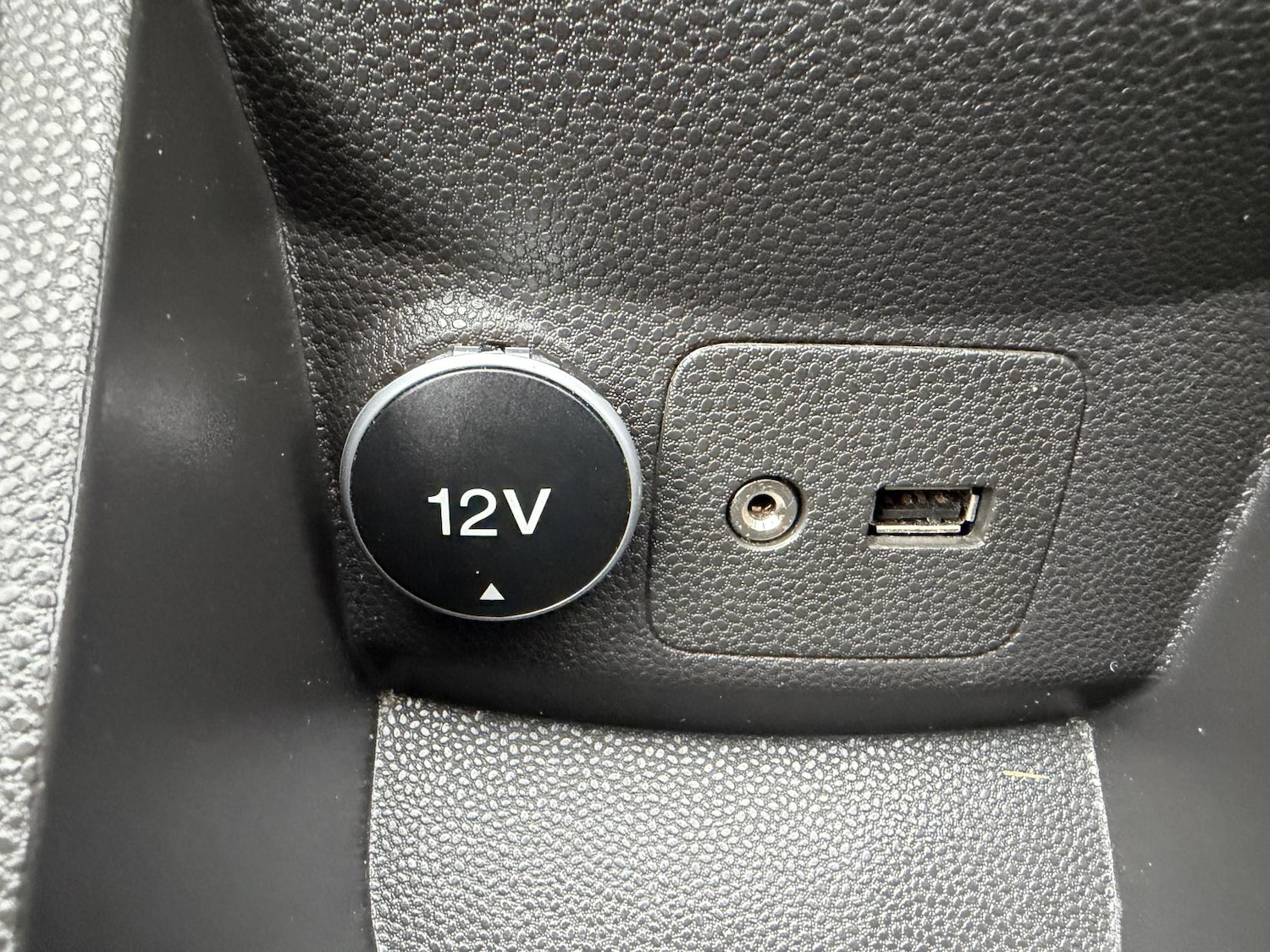 Used Ford Fiesta 2015 for sale - 76526558: Photo 36