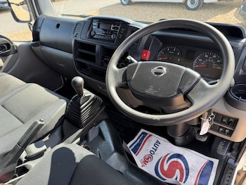 Used Nissan Cabstar 2017 for sale - 79318422: Photo