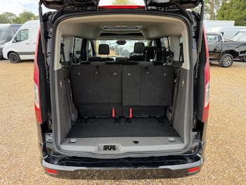 Used Ford Grand Tourneo Connect 2019 for sale - 79740256: Photo