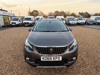 Used Peugeot 2008 2017 for sale - 76374418: Photo