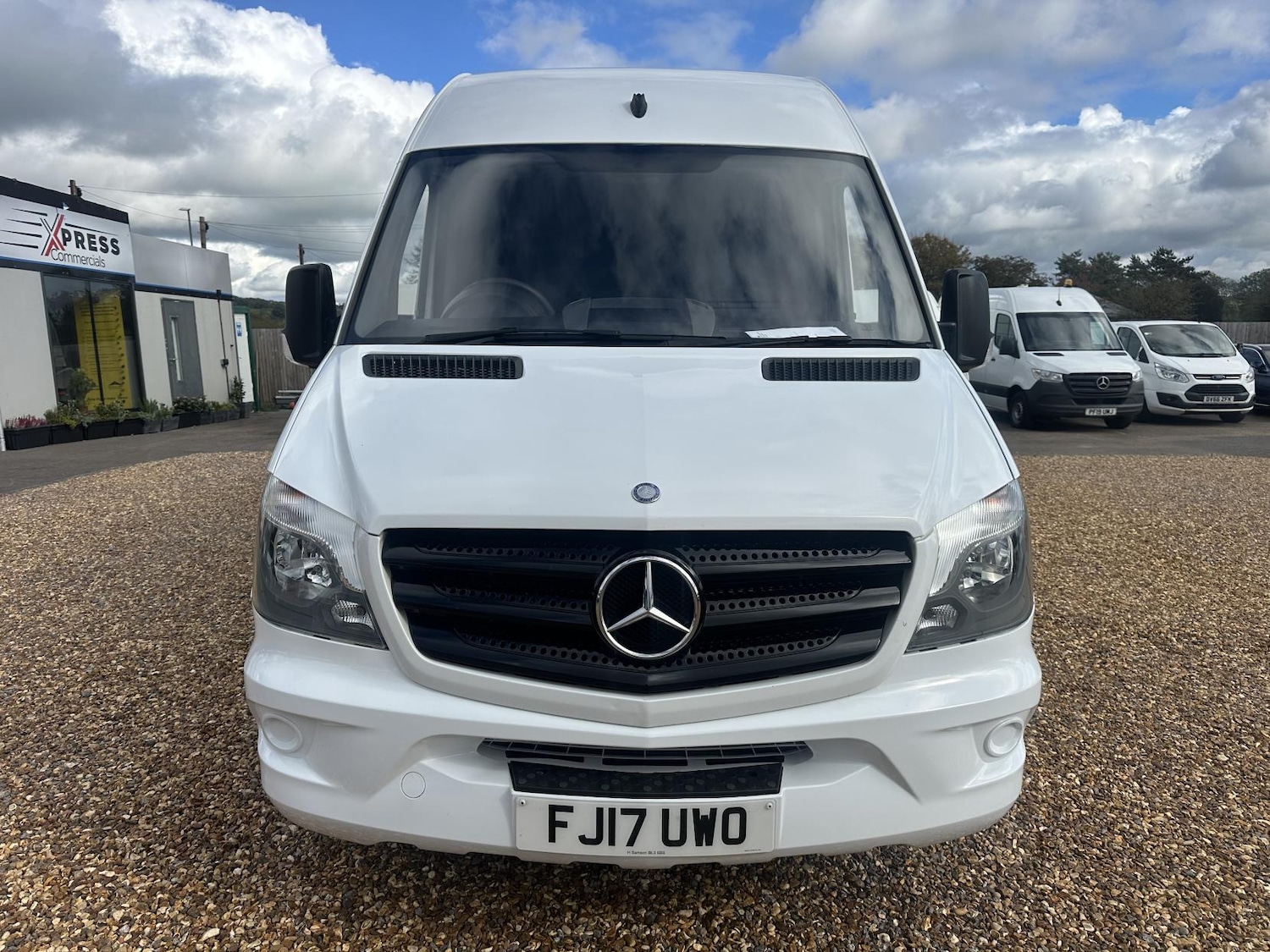 Used Mercedes-Benz Sprinter 2017 for sale - 76213725: Photo 2