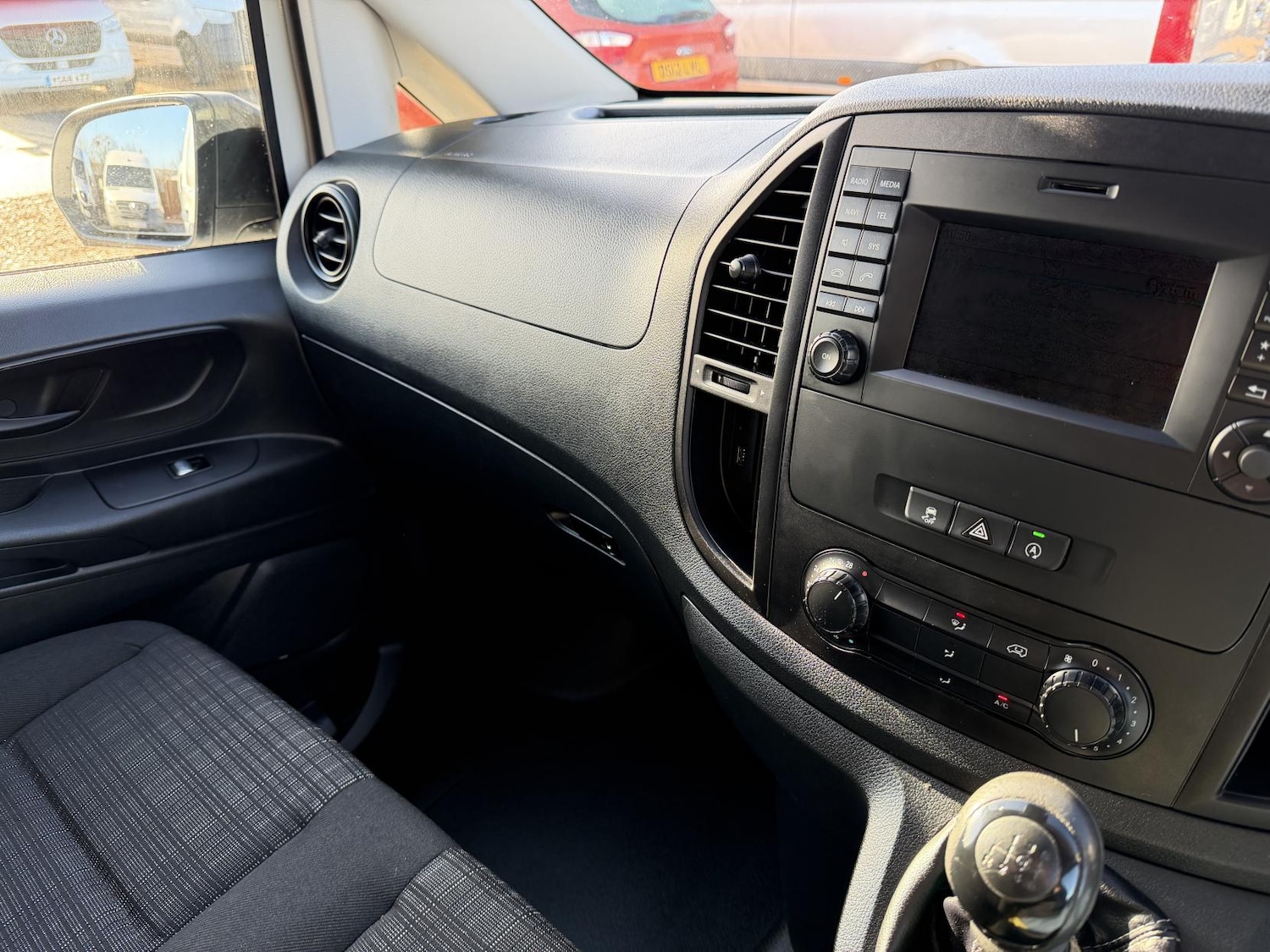 Used Mercedes-Benz Vito 2017 for sale - 76671039: Photo 25