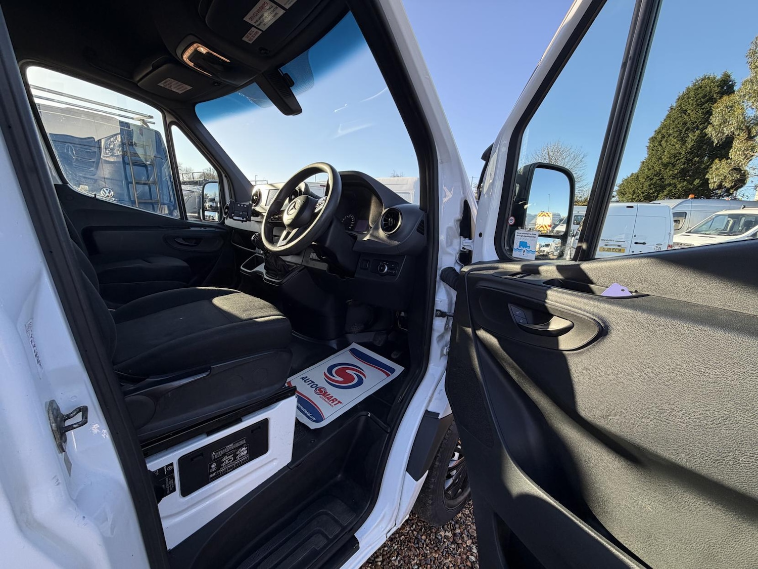 Used Mercedes-Benz Sprinter 2019 for sale - 76758998: Photo 11