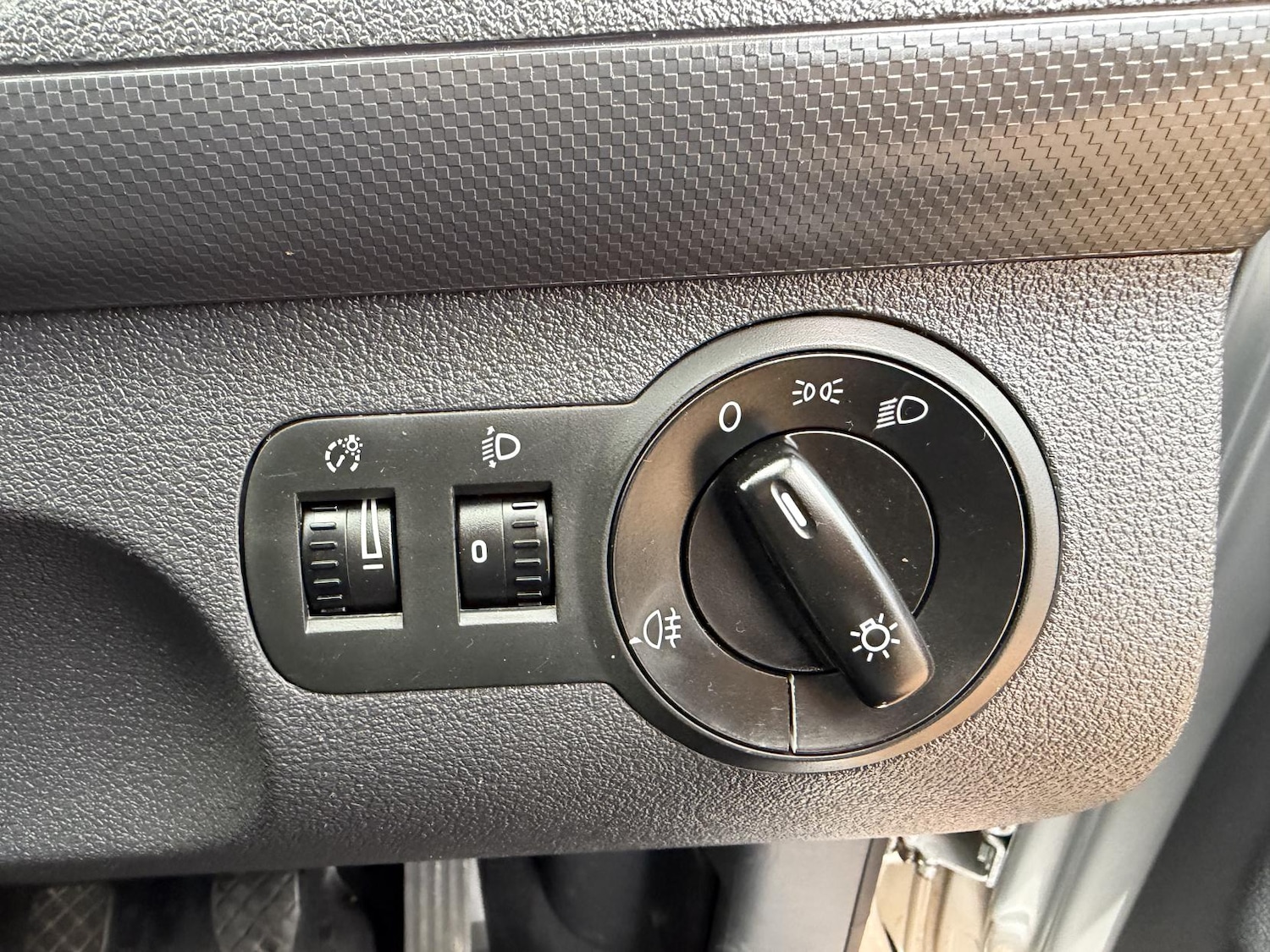 Used Volkswagen Transporter 2012 for sale - 76497780: Photo 19