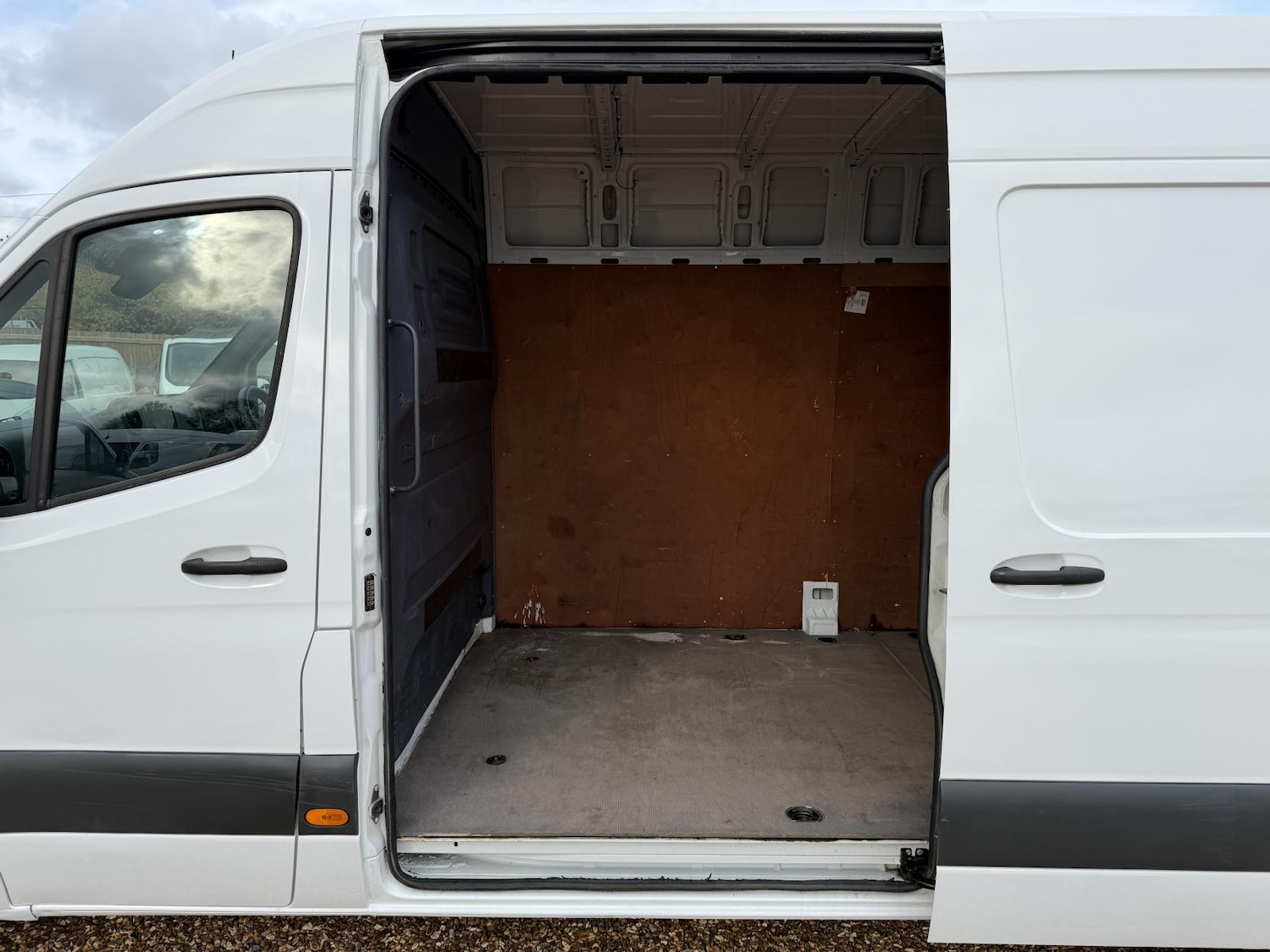 Used Mercedes-Benz Sprinter 2020 for sale - 76497772: Photo 28