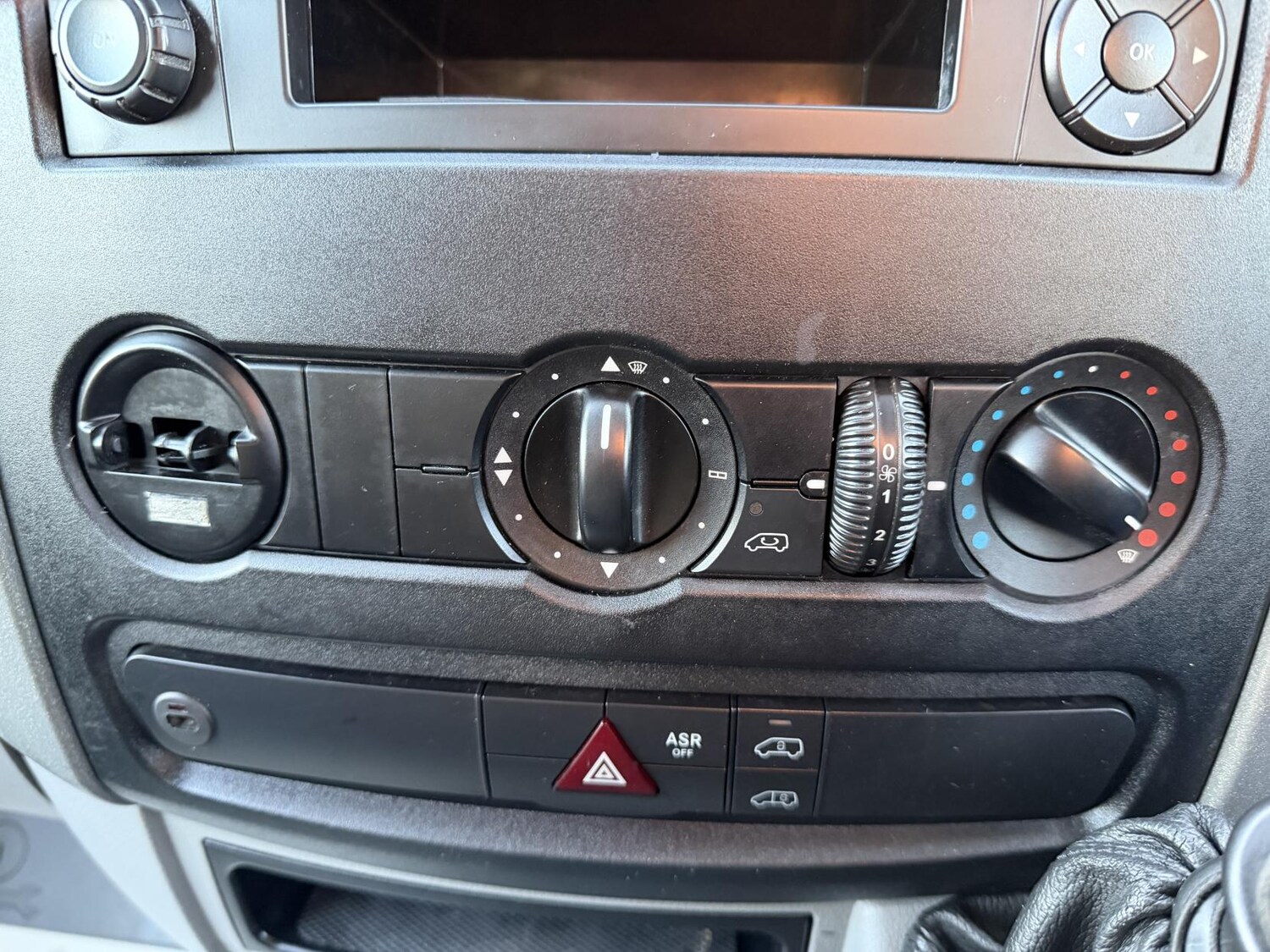 Used Mercedes-Benz Sprinter 2018 for sale - 76867048: Photo 23