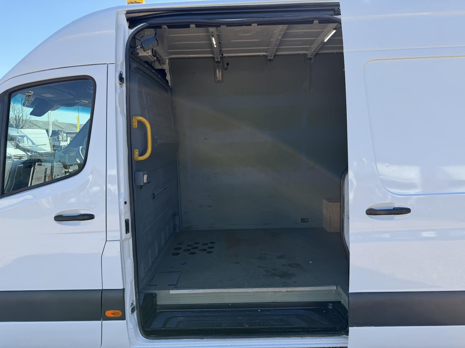 Used Mercedes-Benz Sprinter 2019 for sale - 77409919: Photo 32