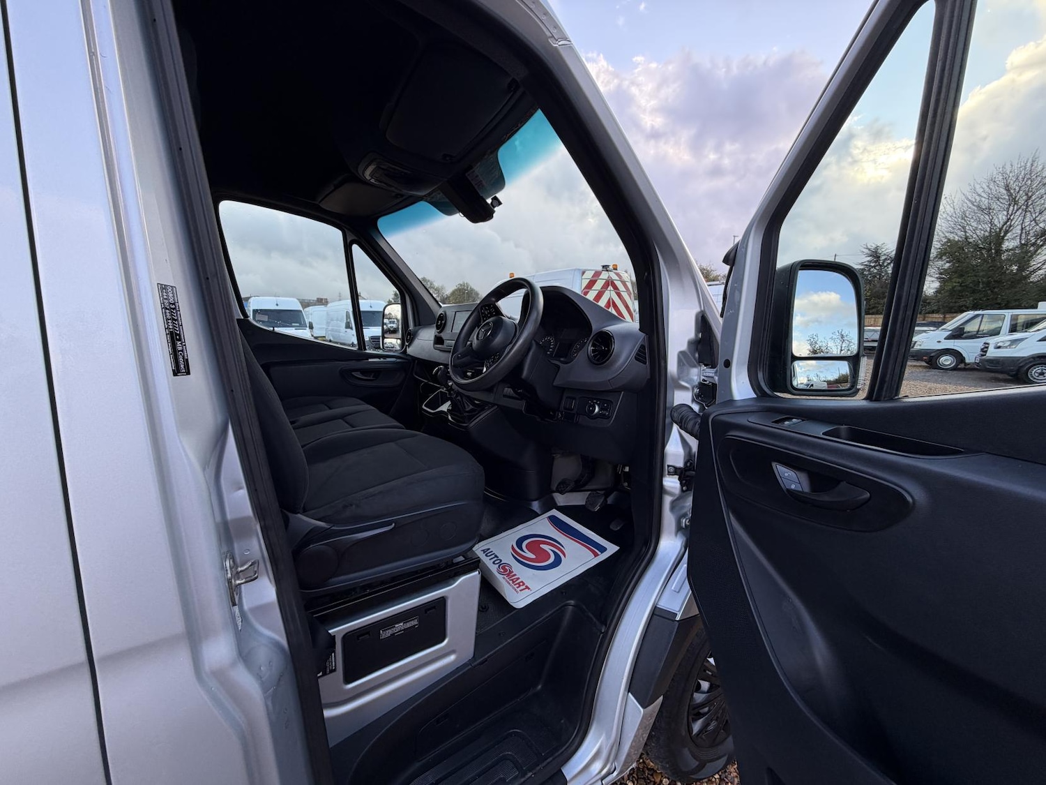 Used Mercedes-Benz Sprinter 2020 for sale - 76428635: Photo 11