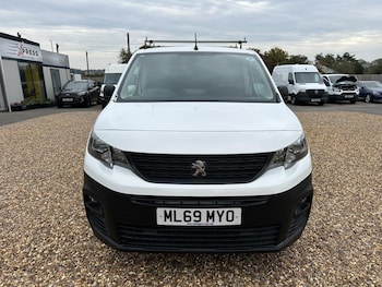 Used Peugeot Partner 2019 for sale - 76151058: Photo