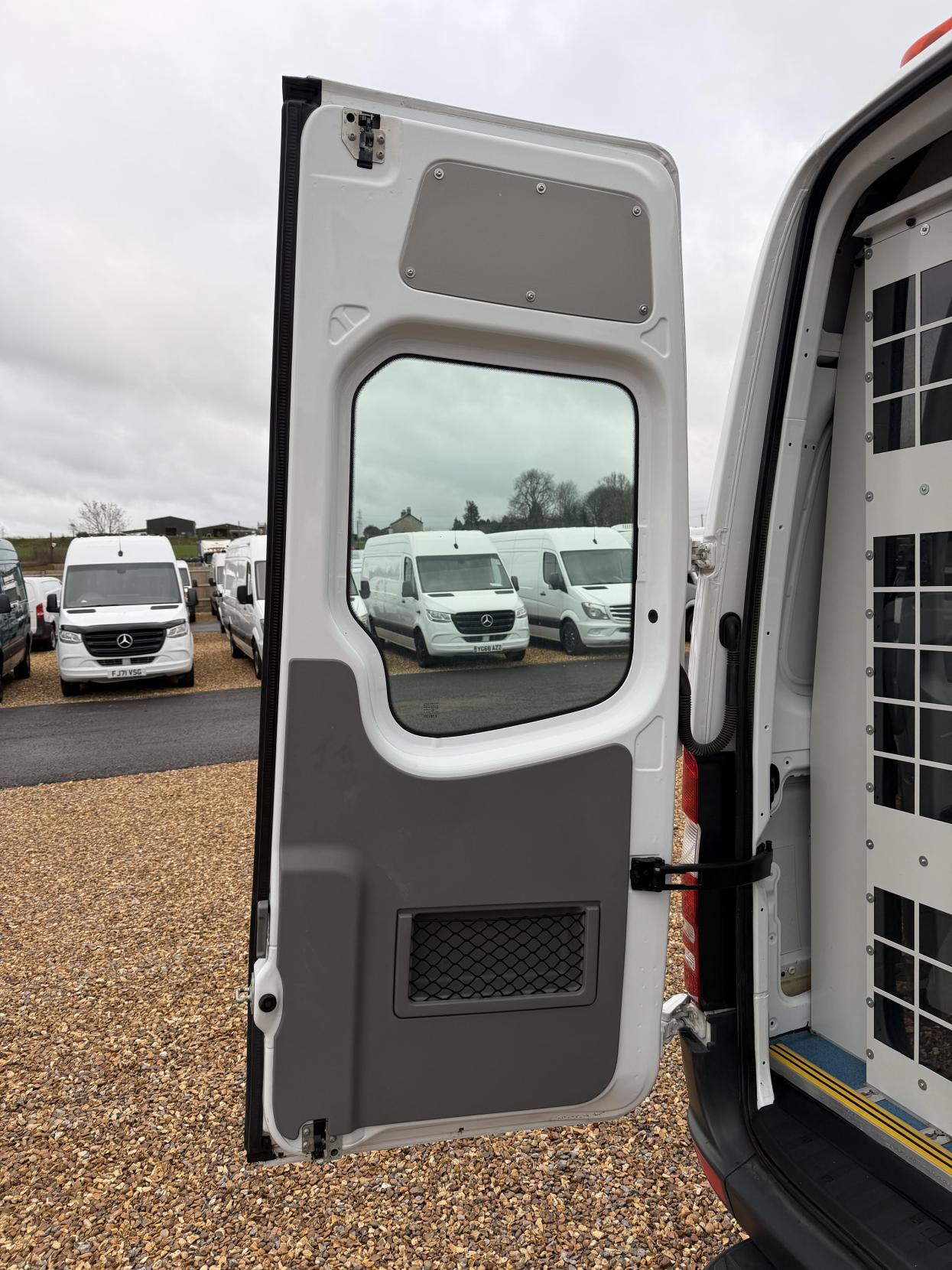 Used Mercedes-Benz Sprinter 2014 for sale - 76867052: Photo 40