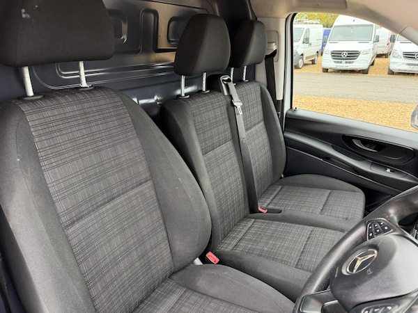 Used Mercedes-Benz Vito 2018 for sale - 76269579: Photo 12
