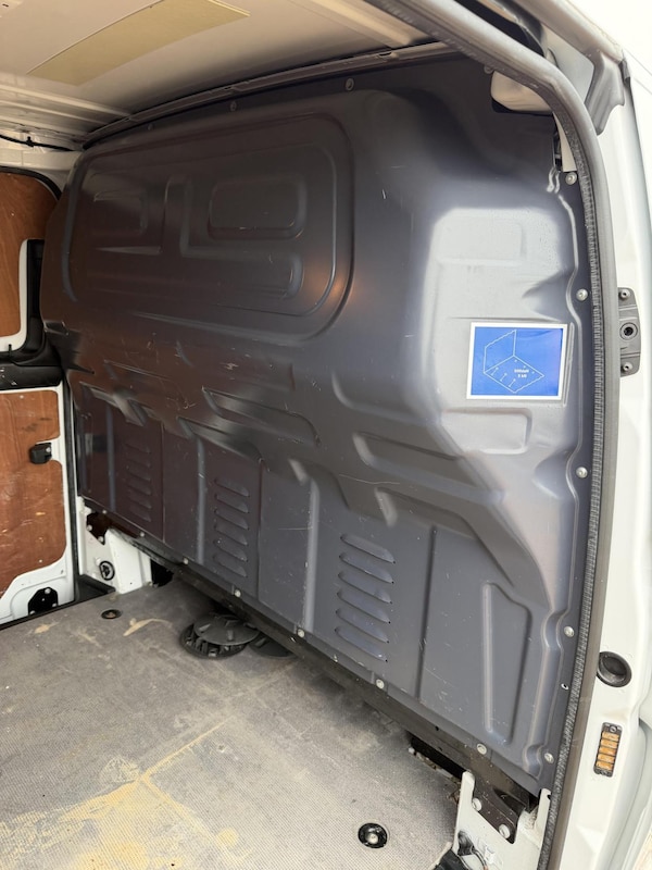 Used Mercedes-Benz Vito 2018 for sale - 76269579: Photo 31