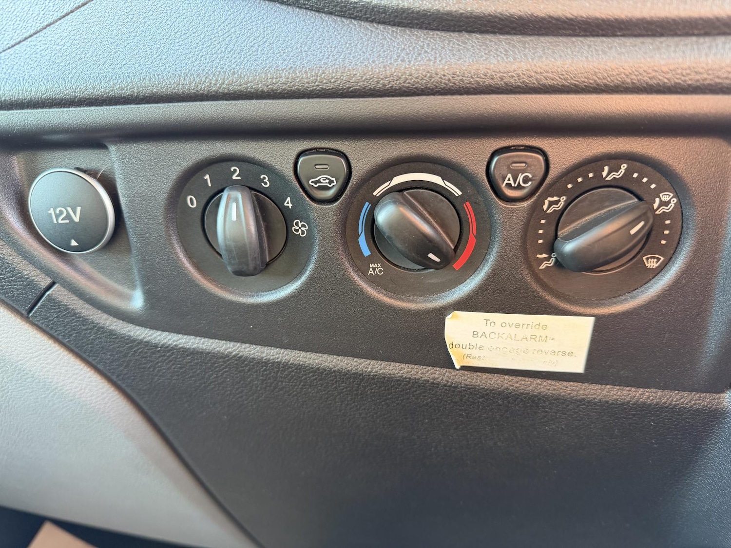 Used Ford Transit 2016 for sale - 76623256: Photo 24