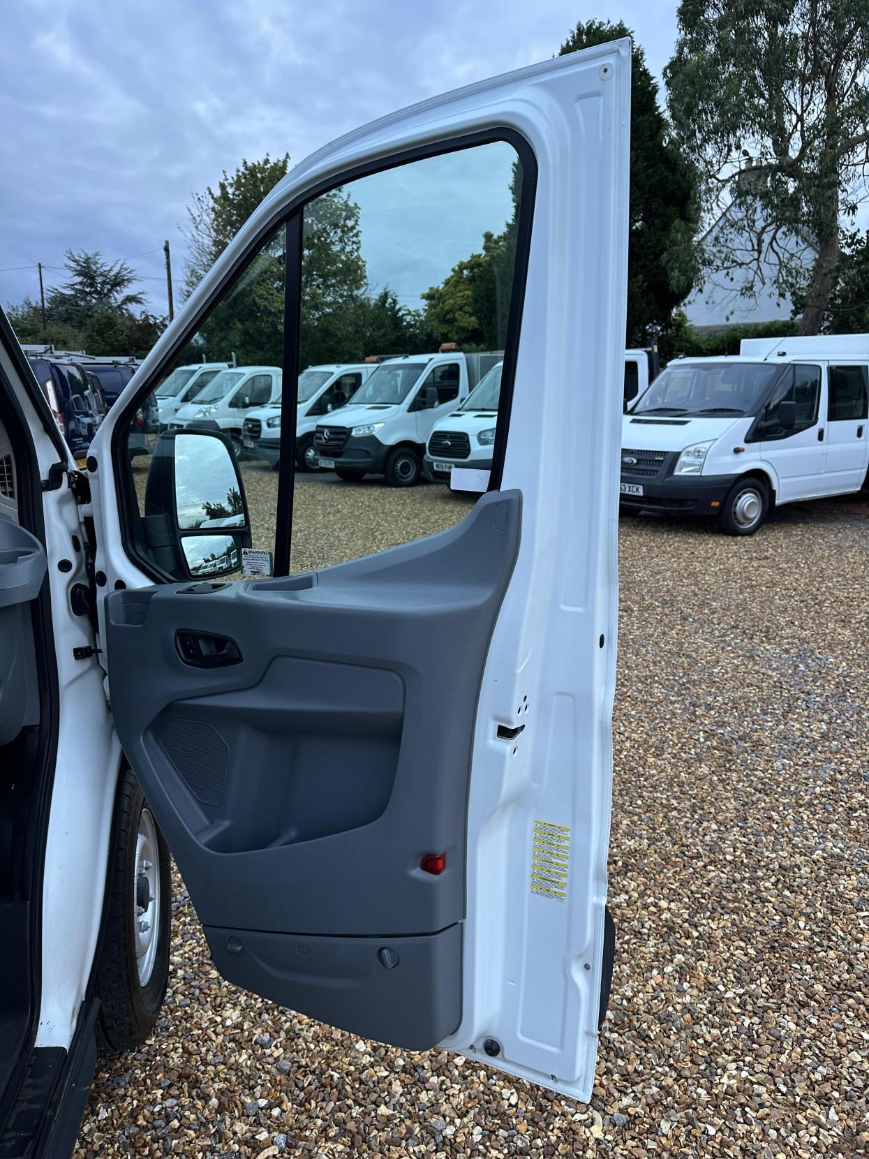 Used Ford Transit 2015 for sale - 76467858: Photo 13