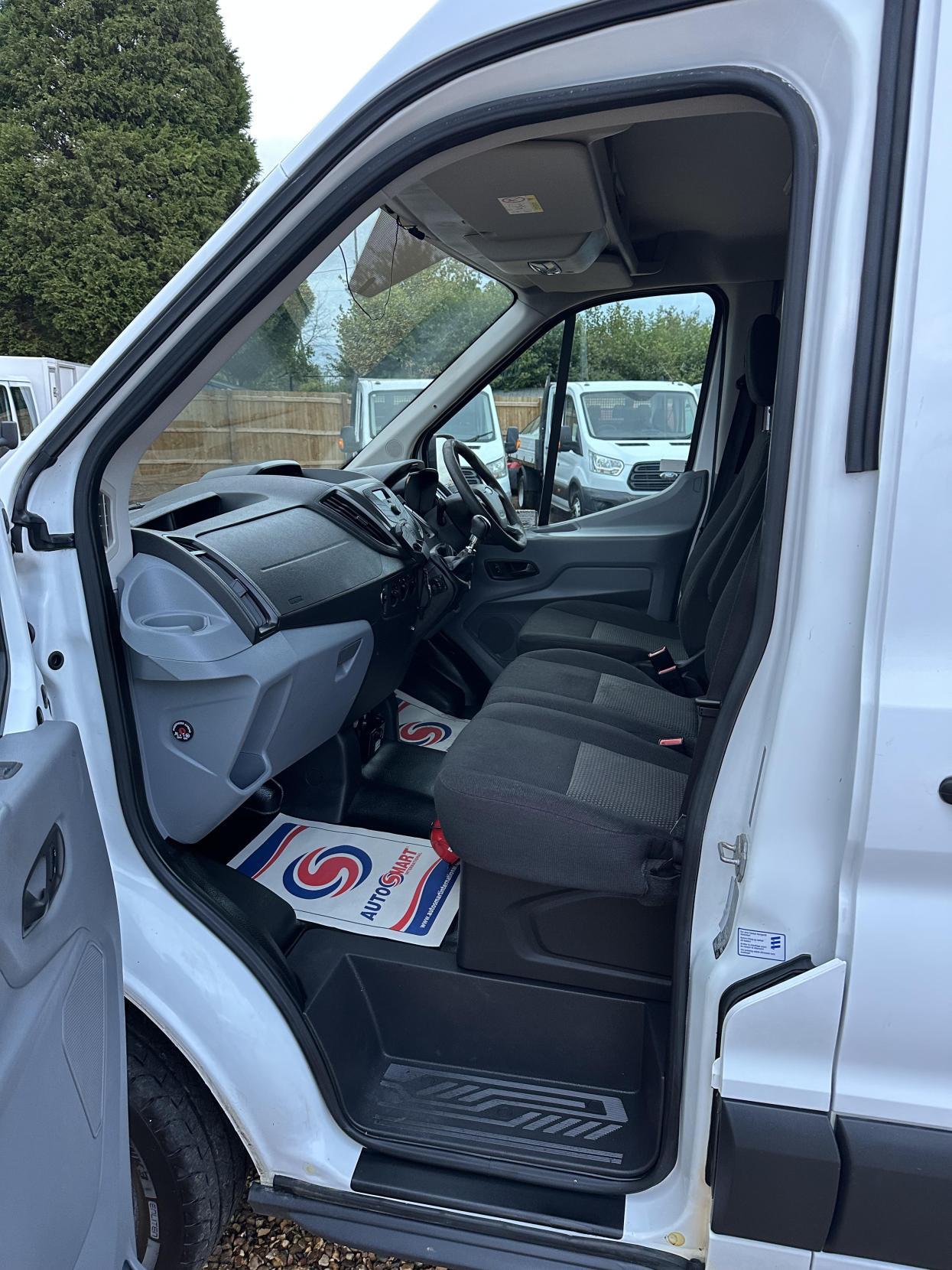 Used Ford Transit 2015 for sale - 76467858: Photo 21