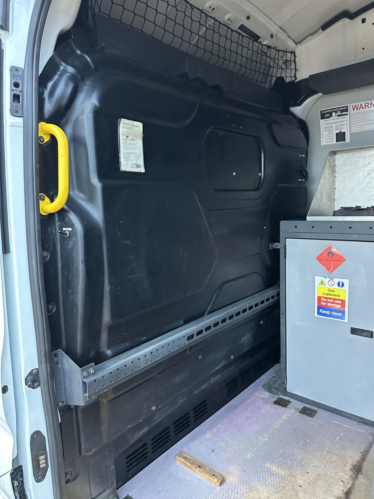 Used Ford Transit 2015 for sale - 76467858: Photo 23