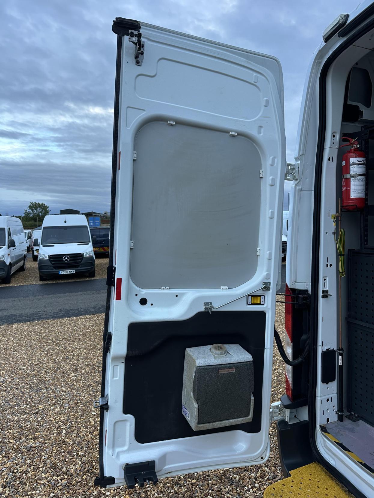 Used Ford Transit 2015 for sale - 76467858: Photo 38