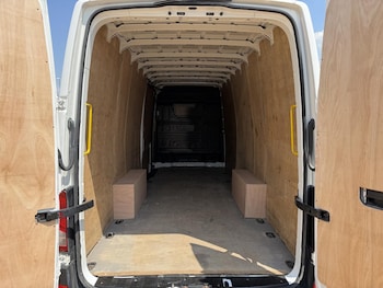 Used Volkswagen Crafter 2021 for sale - 79184267: Photo