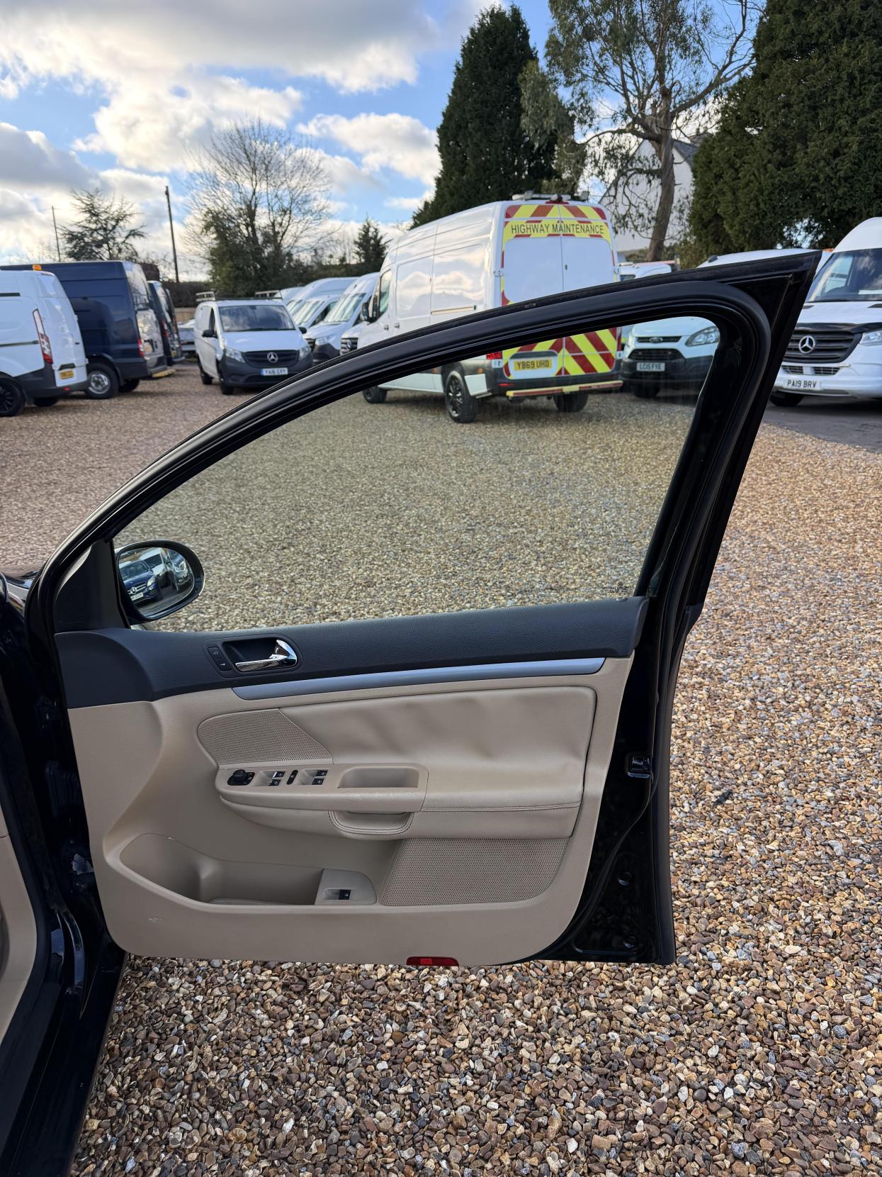 Used Volkswagen Golf 2004 for sale - 76706323: Photo 11