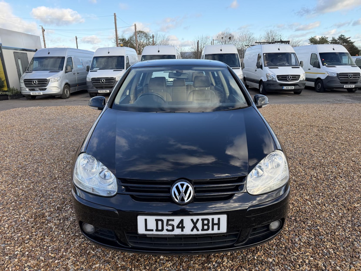 Used Volkswagen Golf 2004 for sale - 76706323: Photo 2