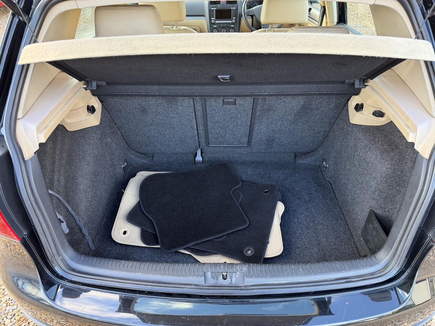 Used Volkswagen Golf 2004 for sale - 76706323: Photo 26