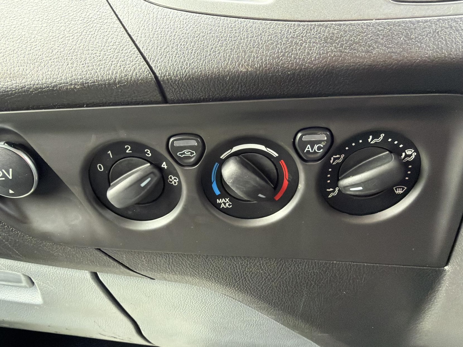 Used Ford Transit Custom 2018 for sale - 77750458: Photo 24