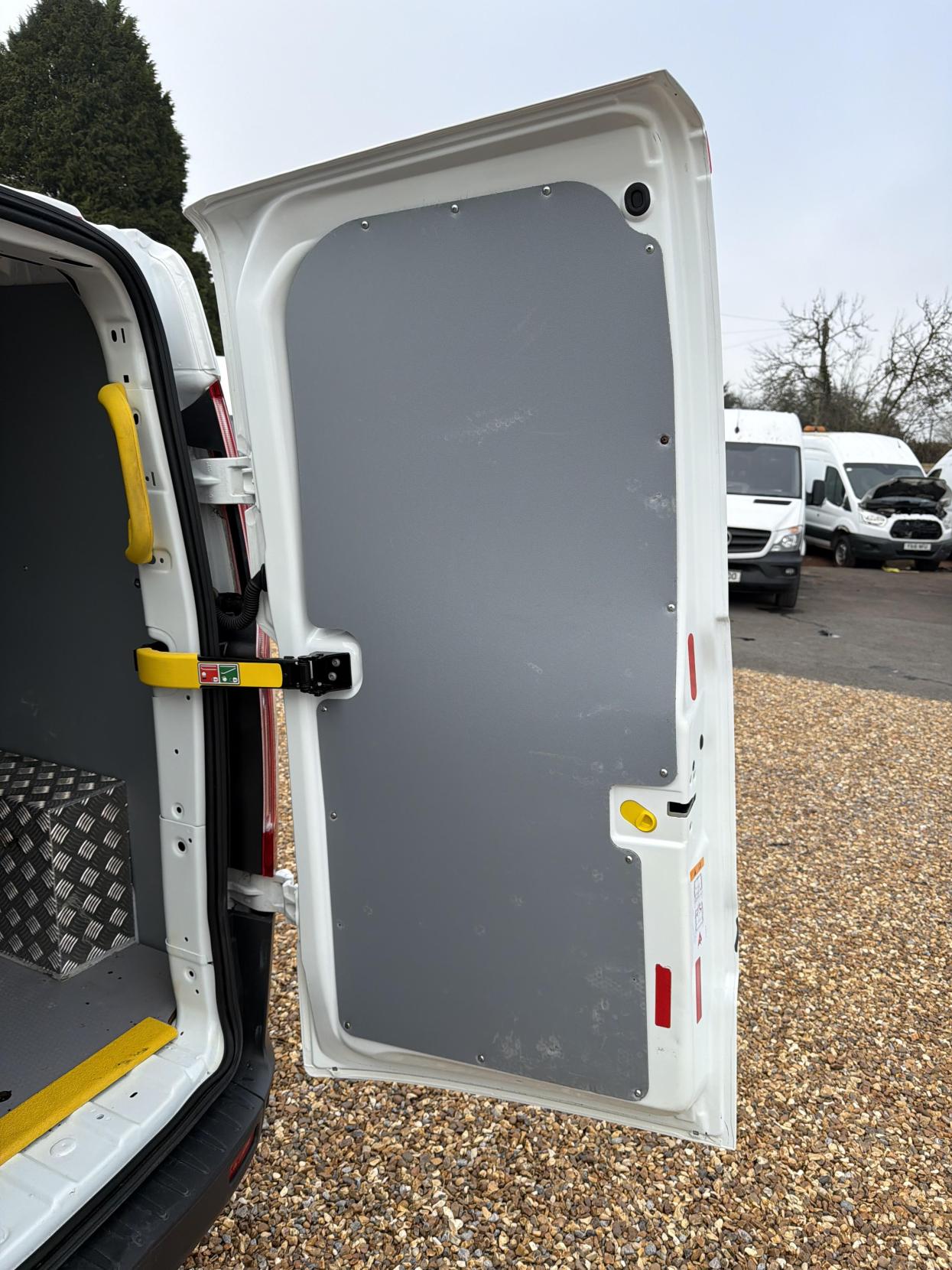 Used Ford Transit Custom 2018 for sale - 77750458: Photo 41