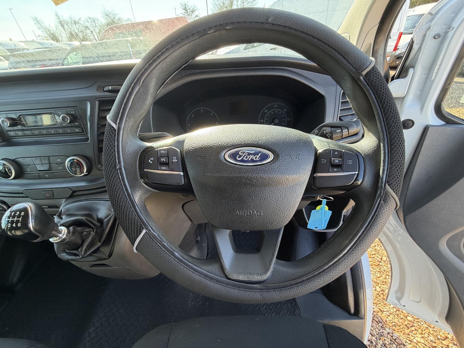 Used Ford Transit Custom 2018 for sale - 77975645: Photo 2