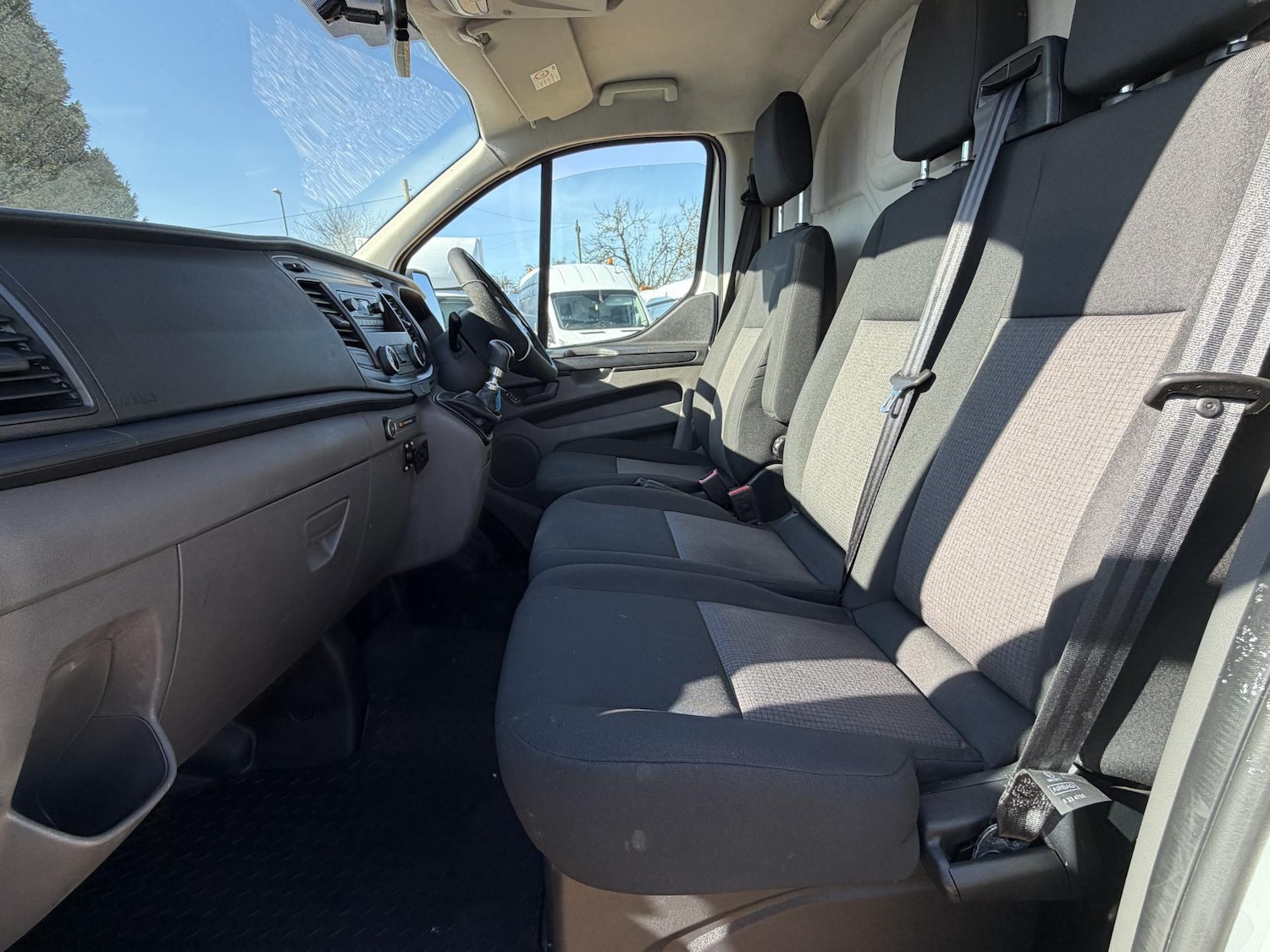 Used Ford Transit Custom 2018 for sale - 77975645: Photo 28