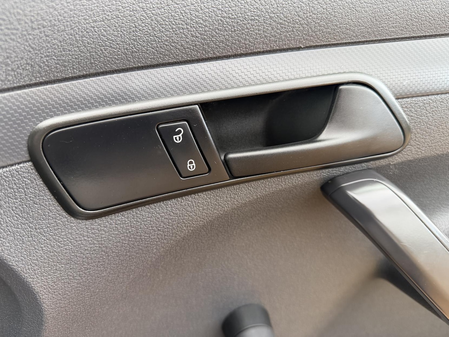 Used Volkswagen Caddy Maxi 2013 for sale - 76514522: Photo 17