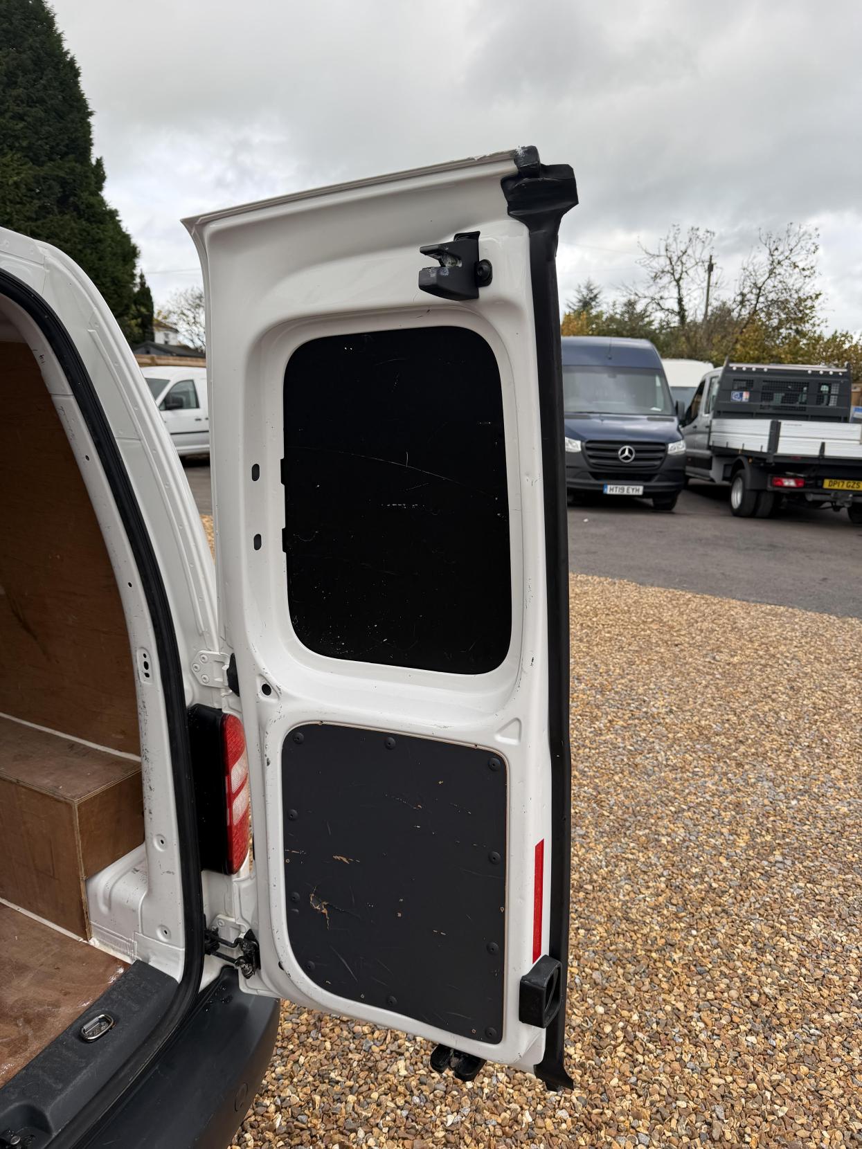 Used Volkswagen Caddy Maxi 2013 for sale - 76514522: Photo 27