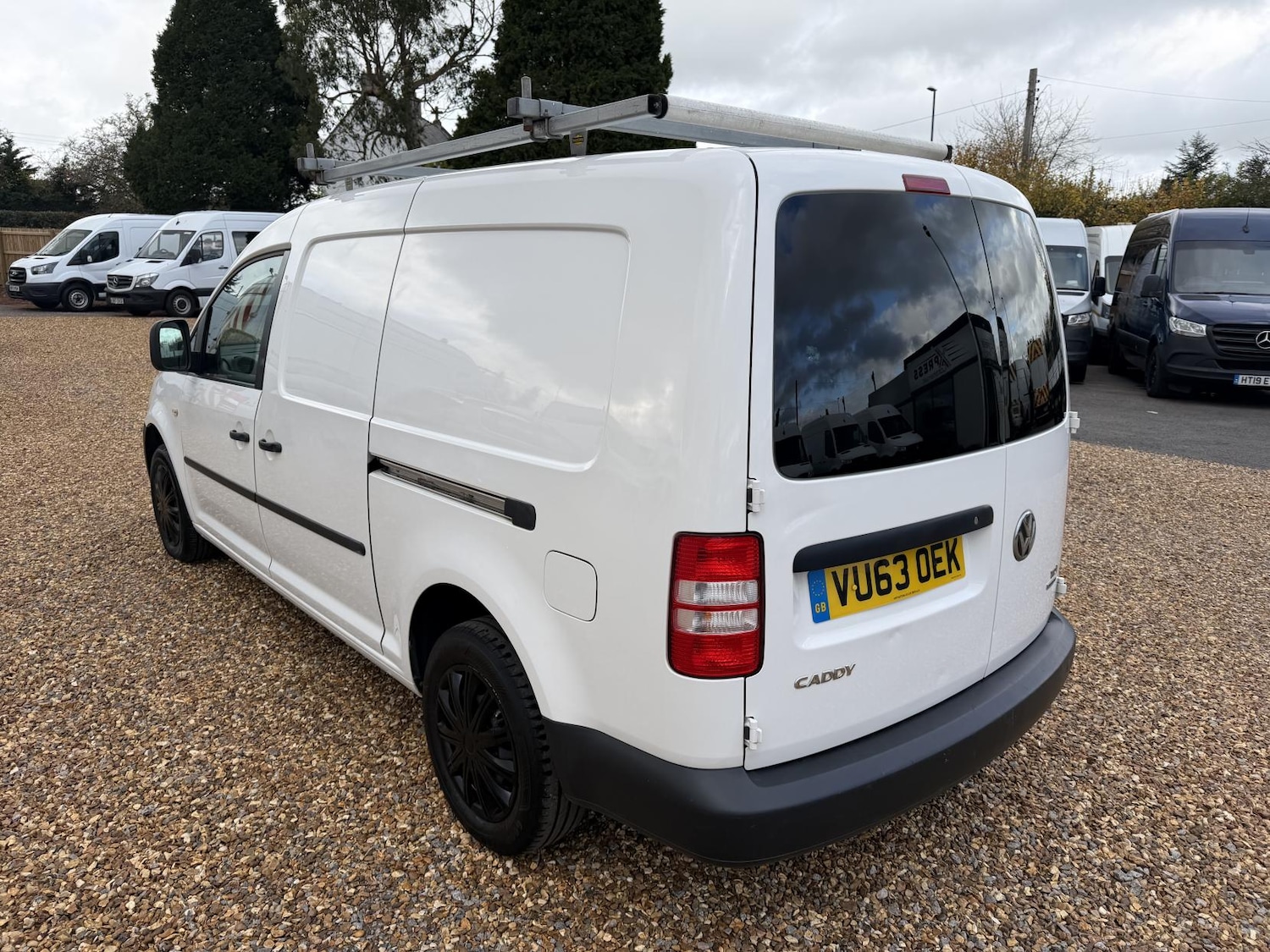 Used Volkswagen Caddy Maxi 2013 for sale - 76514522: Photo 5