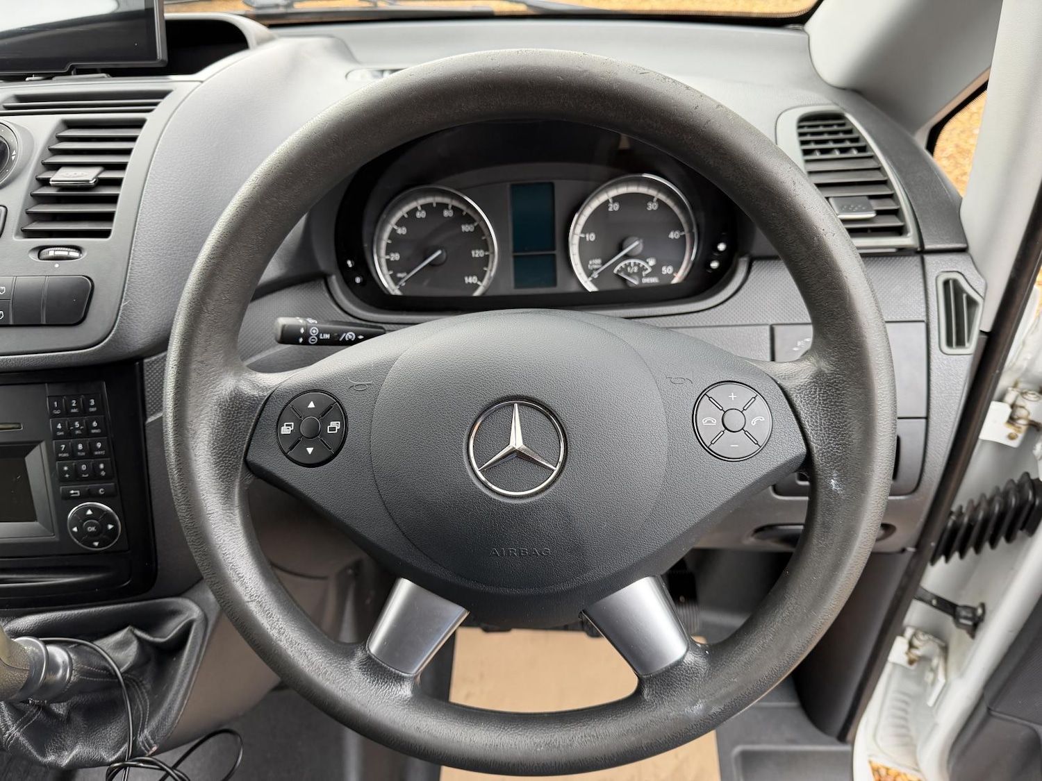 Used Mercedes-Benz Vito 2013 for sale - 76528698: Photo 19