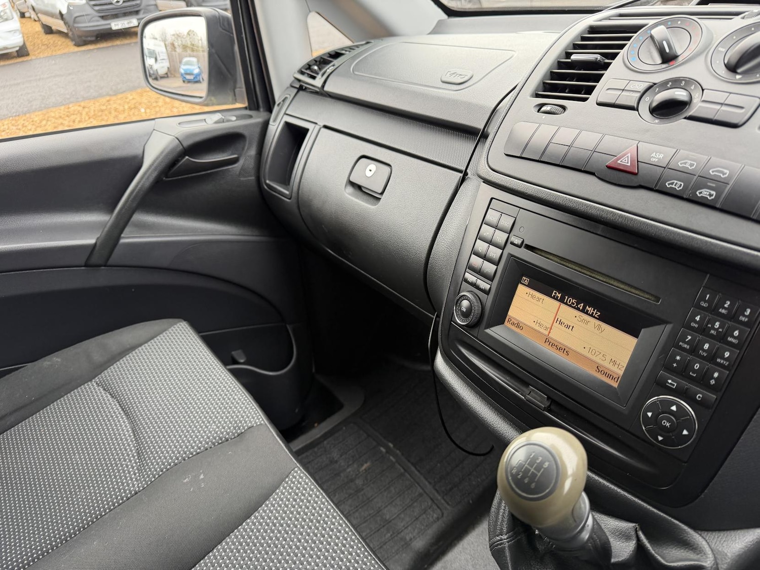 Used Mercedes-Benz Vito 2013 for sale - 76528698: Photo 28