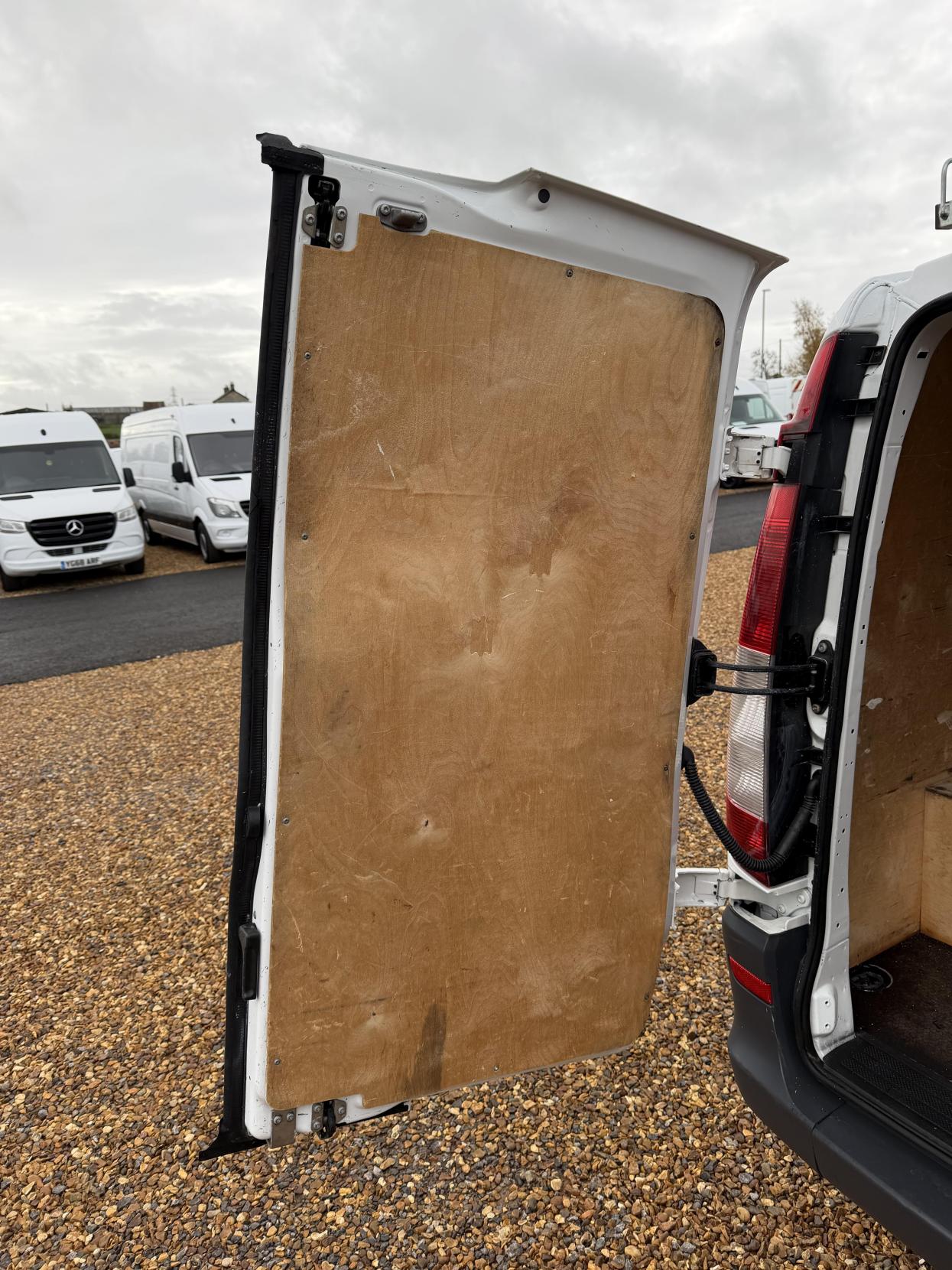 Used Mercedes-Benz Vito 2013 for sale - 76528698: Photo 37