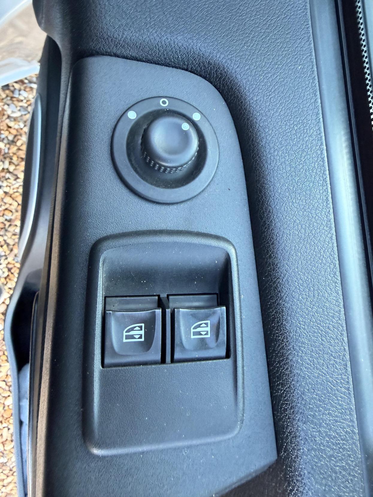 Used Vauxhall Vivaro 2018 for sale - 77438786: Photo 17