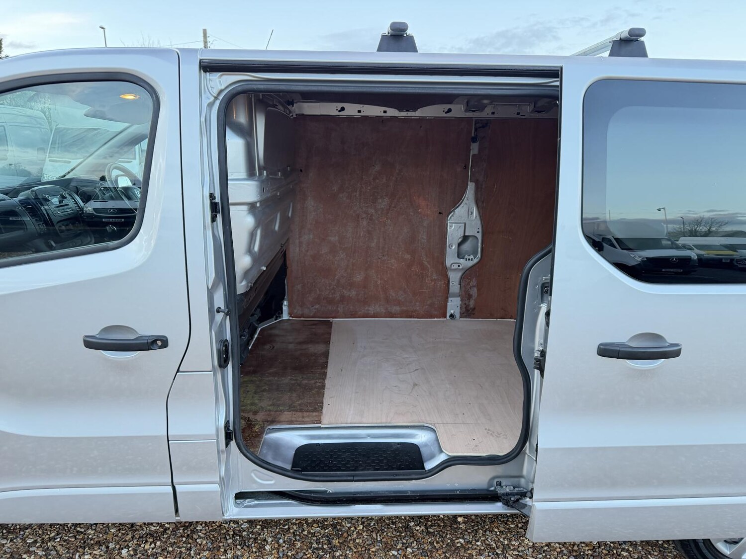Used Vauxhall Vivaro 2018 for sale - 77438786: Photo 29