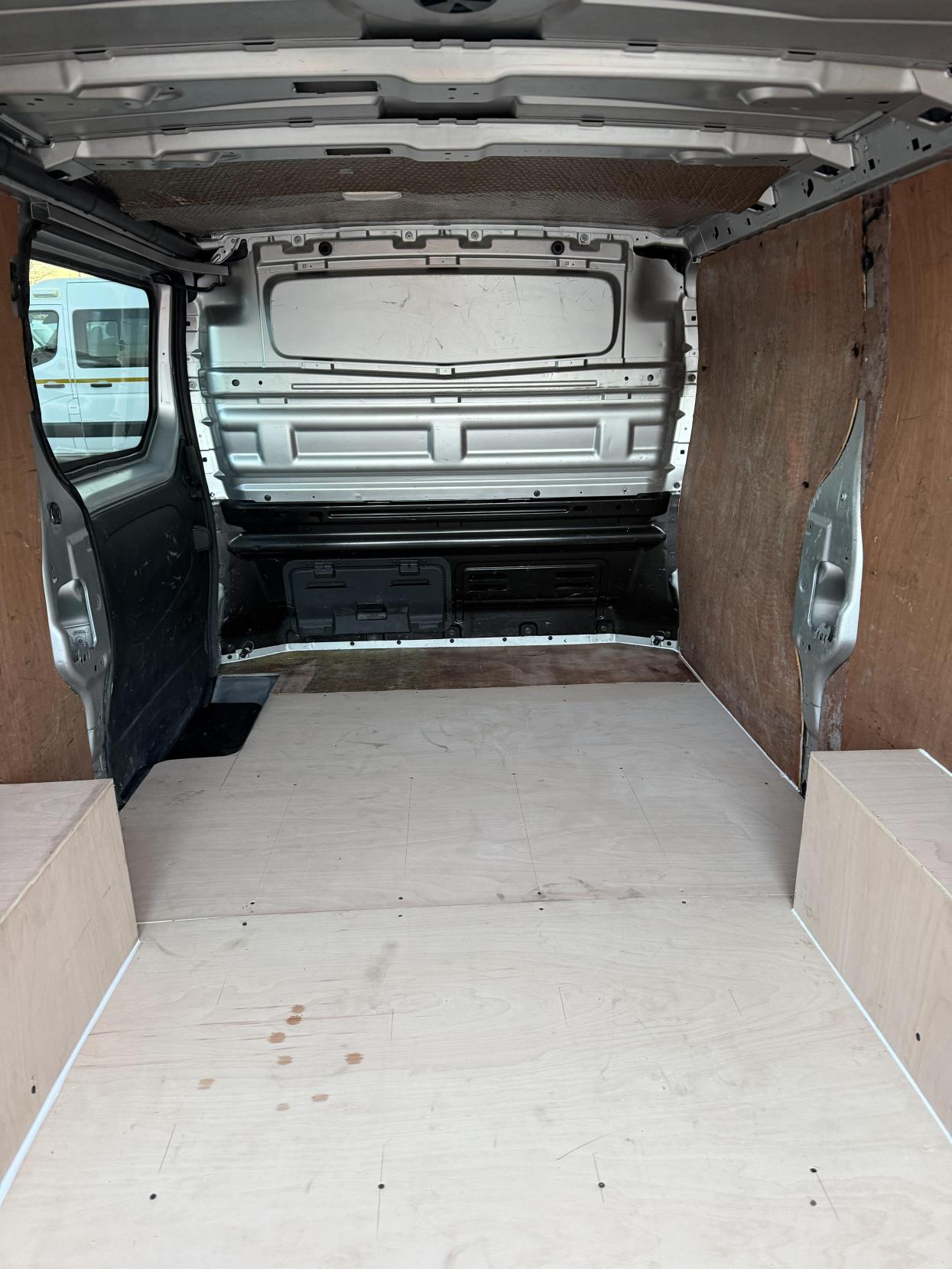 Used Vauxhall Vivaro 2018 for sale - 77438786: Photo 34