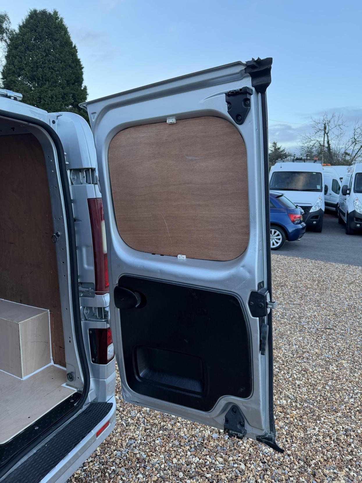 Used Vauxhall Vivaro 2018 for sale - 77438786: Photo 35