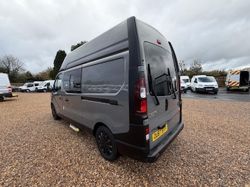 Used Renault Trafic 2017 for sale - 76428648: Photo