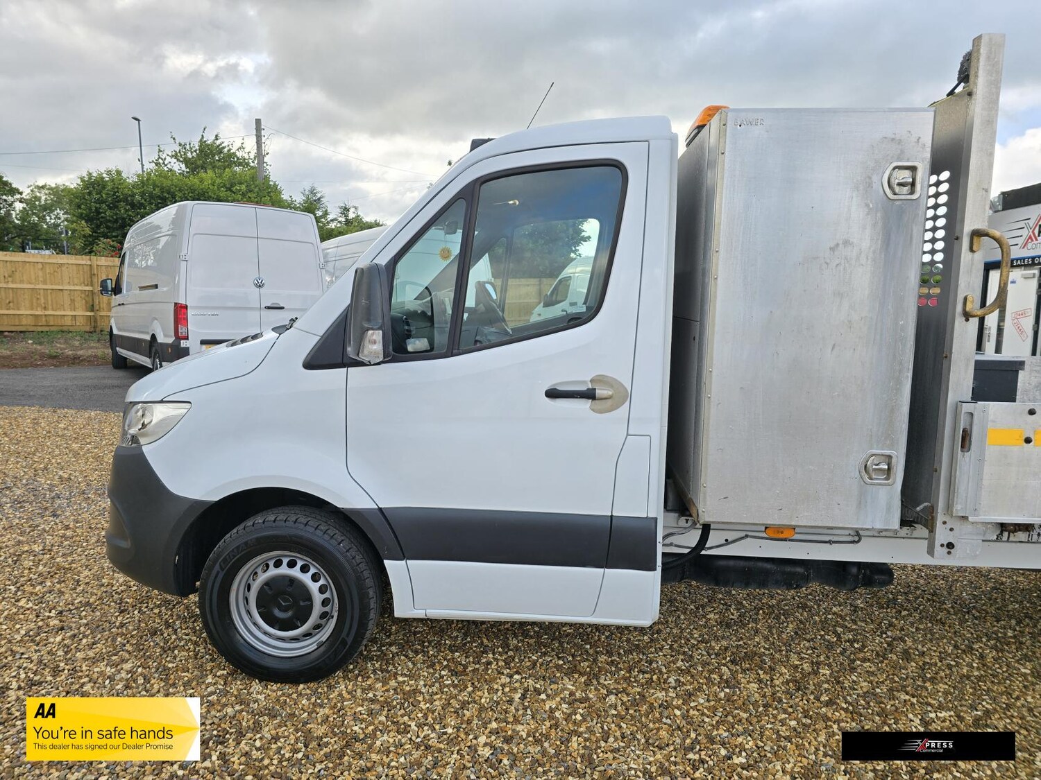 Vehicle 33