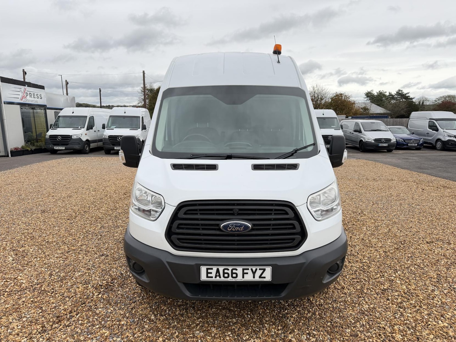 Used Ford Transit 2016 for sale - 76380406: Photo 2