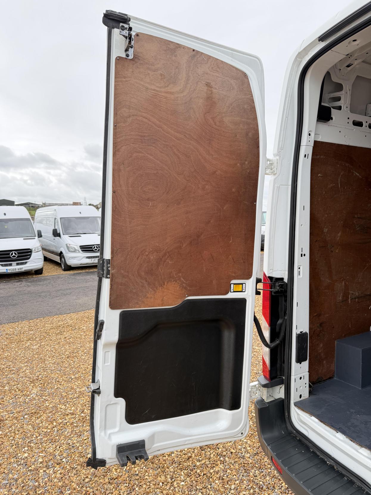 Used Ford Transit 2016 for sale - 76380406: Photo 35