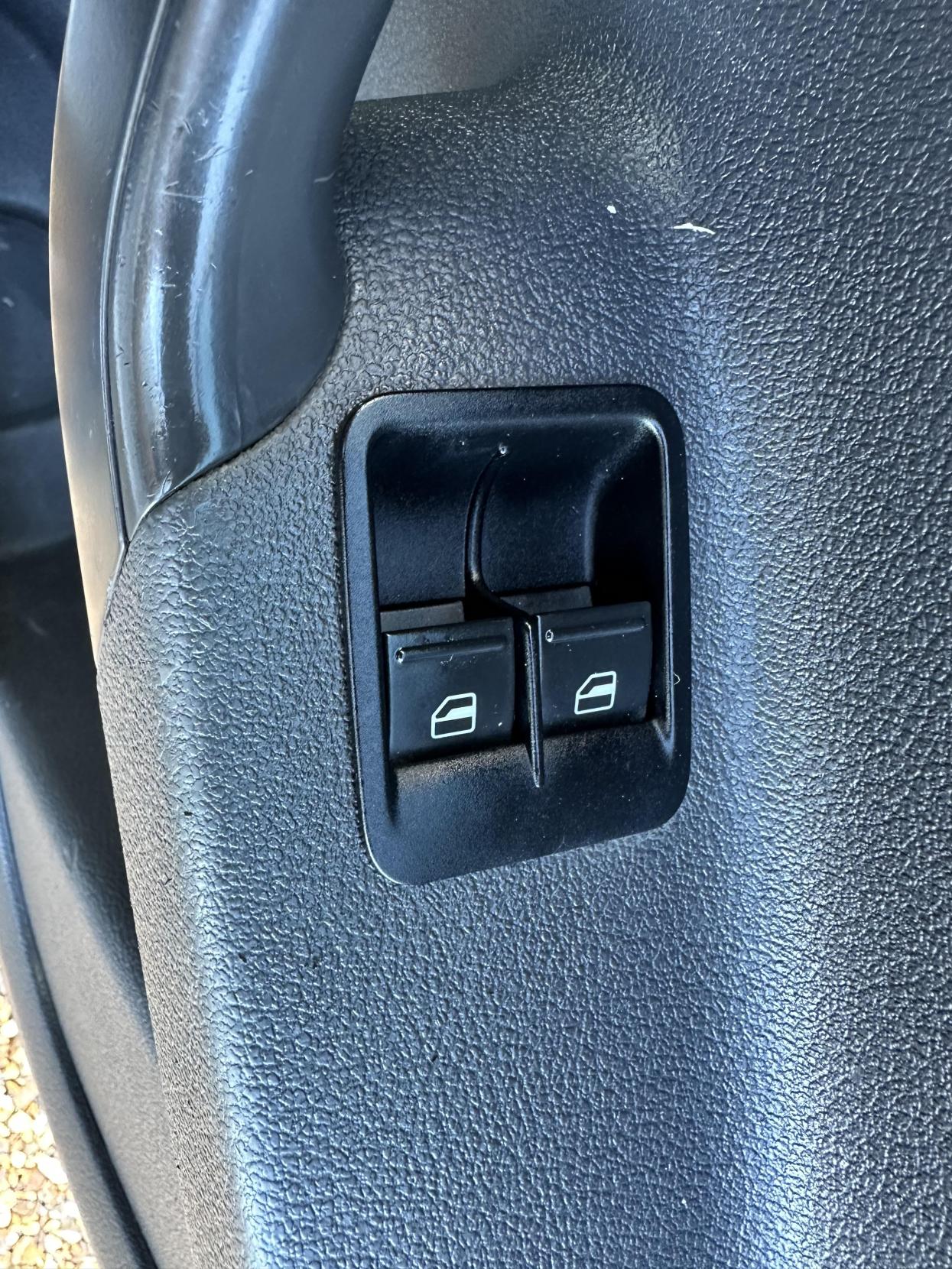 Used Volkswagen Caddy Maxi 2013 for sale - 77225338: Photo 16